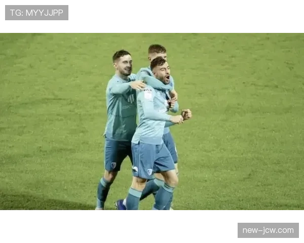 波尔图客场四球完胜阿罗卡 继续以五分优势领跑葡超积分榜